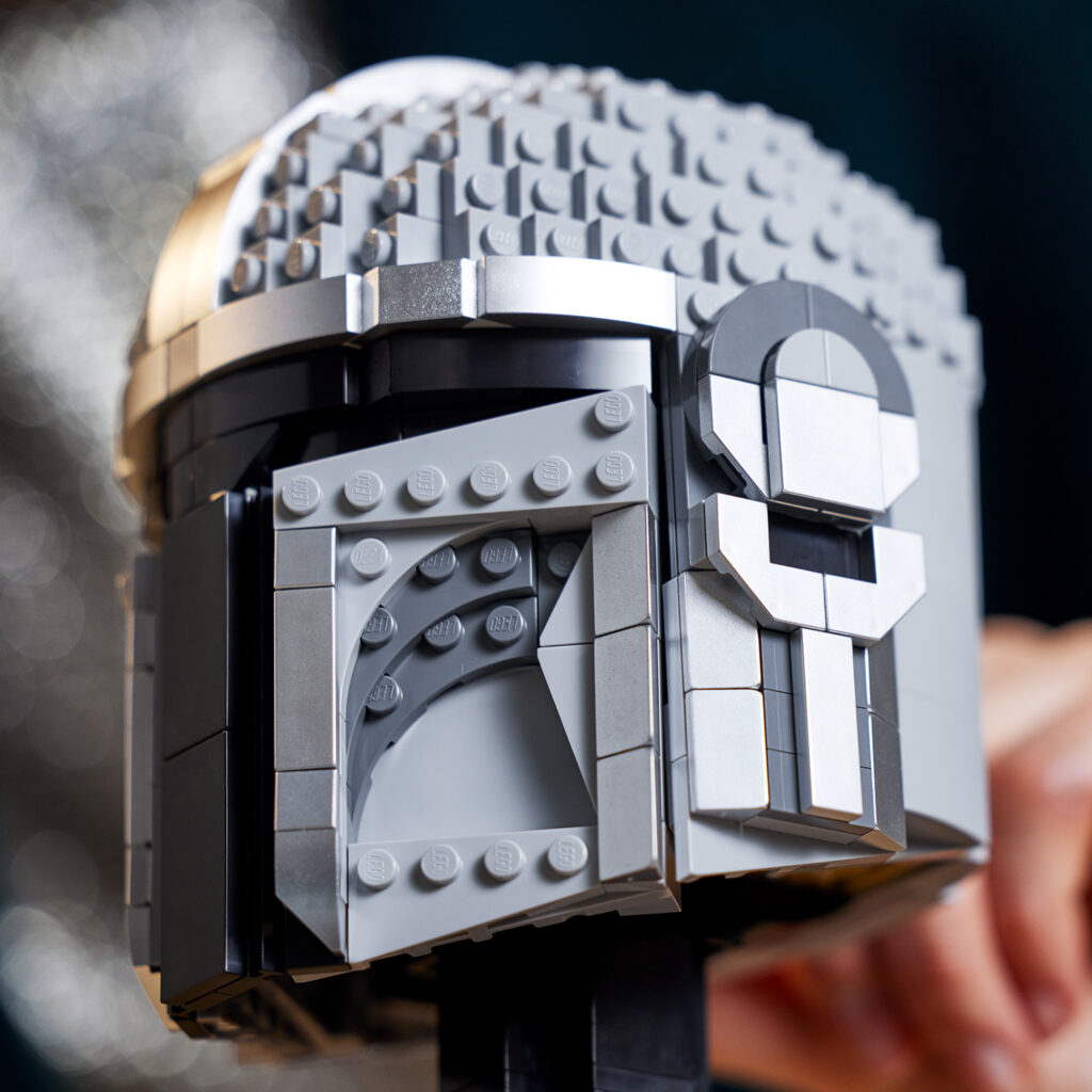75328 LEGO Star Wars™ The Mandalorian™ Helmet 