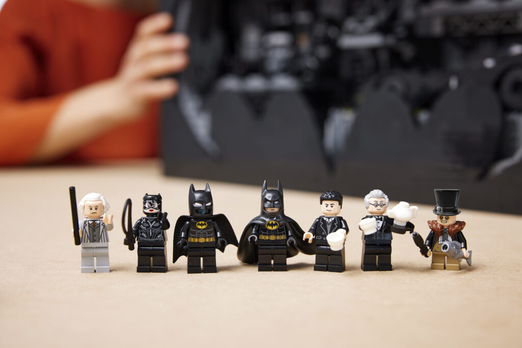 LEGO Batman Batcave - Shadow box #76252