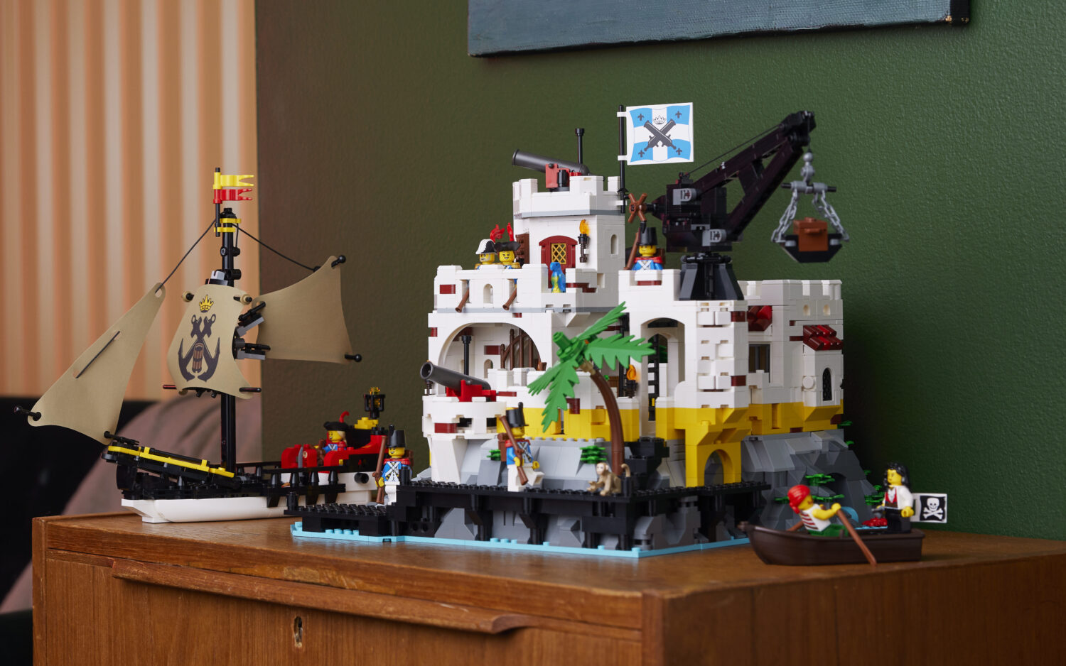 デコトレー P)Review: LEGO Icons Eldorado Fortress #10320 - Bettylovesbricks
