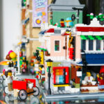 LEGO Creator 3-in-1 Downtown Noodle Shop #31131