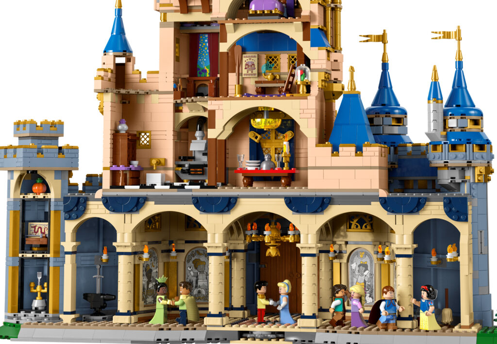 43222 LEGO Disney Castle set details