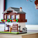 LEGO #40590 Houses of the World 3