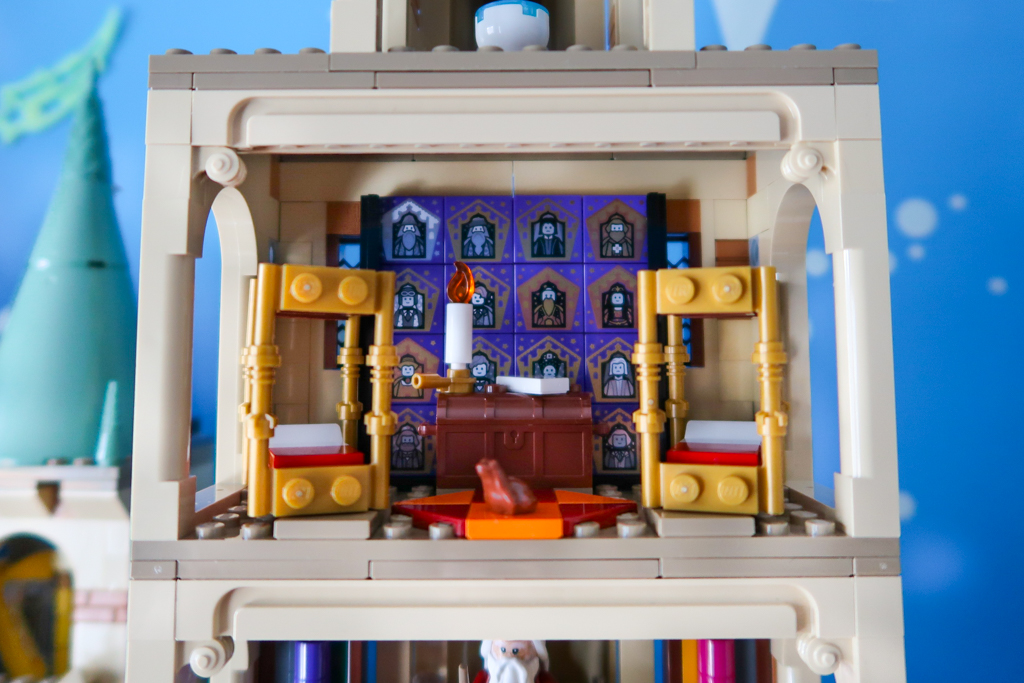 Build your own LEGO Hogwards Gryffindor Dorms set #40452