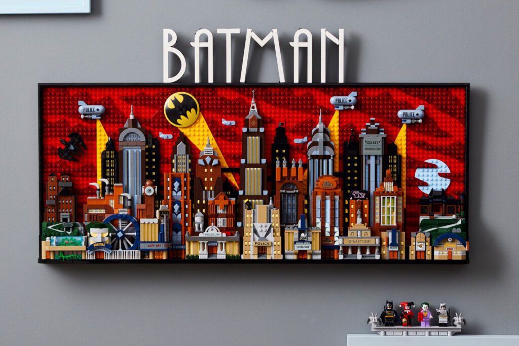 LEGO Batman: The Animated Series Gotham City Skyline #76271