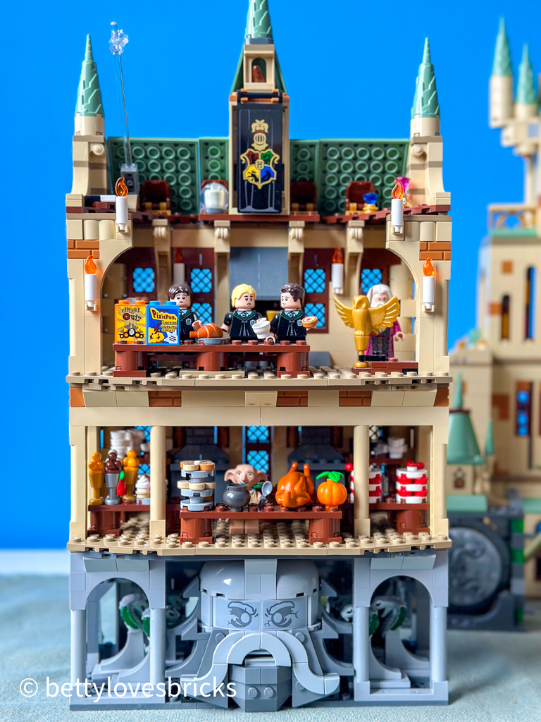 MOC Build: LEGO Hogwarts House Elves Kitchen