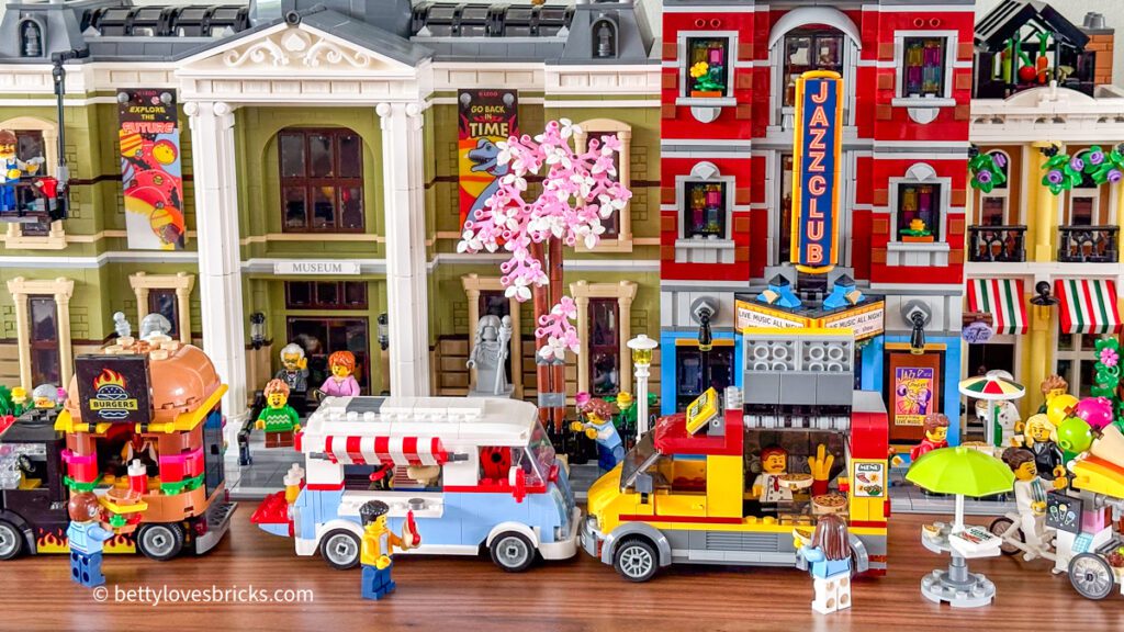 MOC: create your own LEGO Food Truck lot and park