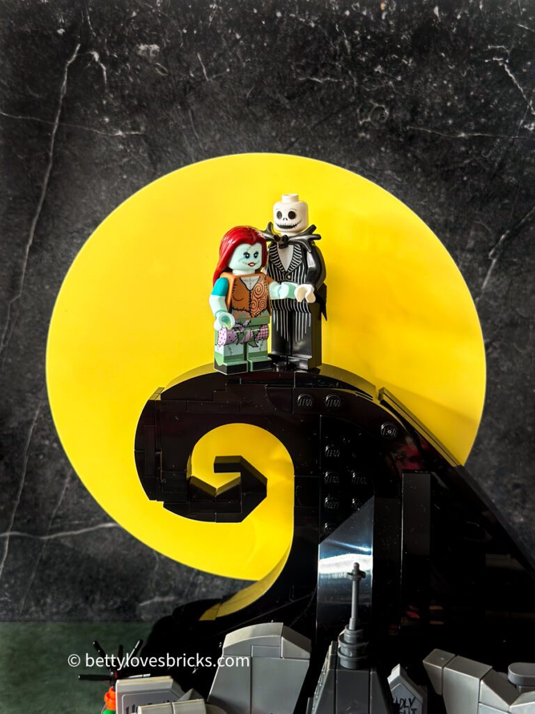 LEGO Disney Tim Burton's The Nightmare Before Christmas set 21351