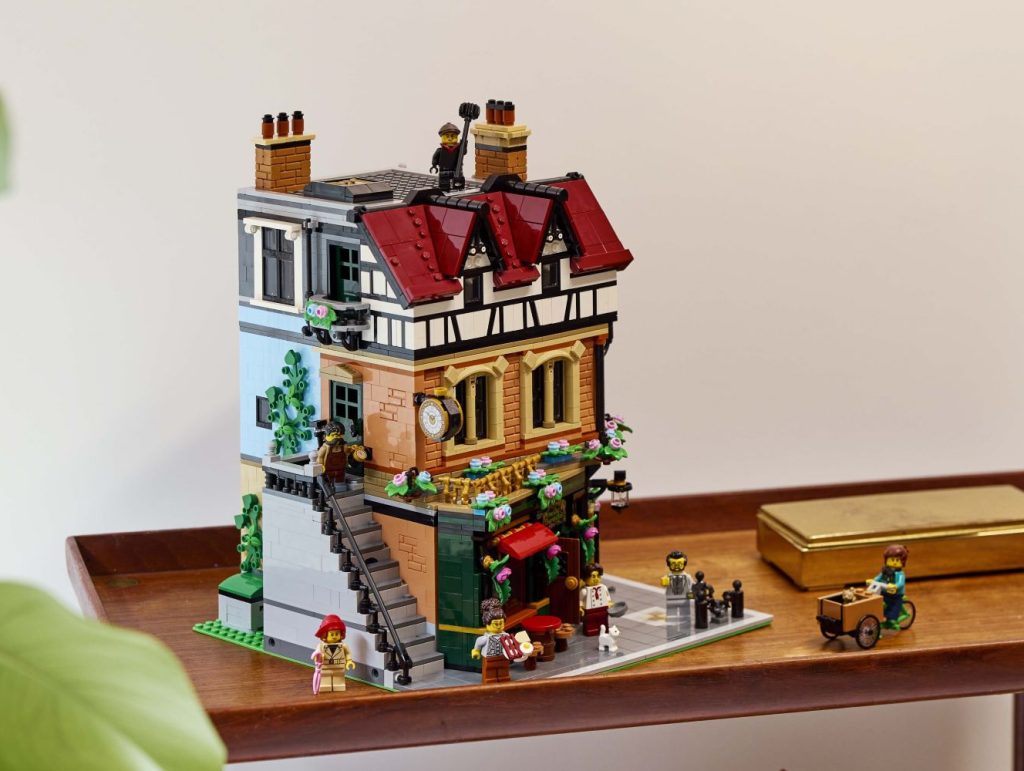 LEGO Modular Building: Tudor Corner set #10350