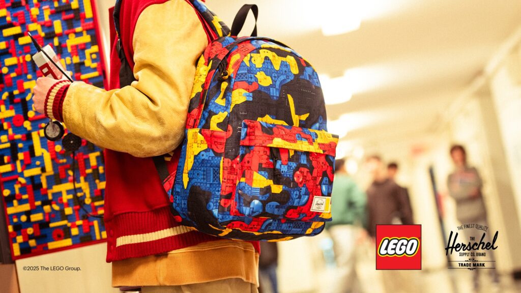 5009272 LEGO x Herschel Classic™ XL Backpack – Abstract Bricks (30 L)