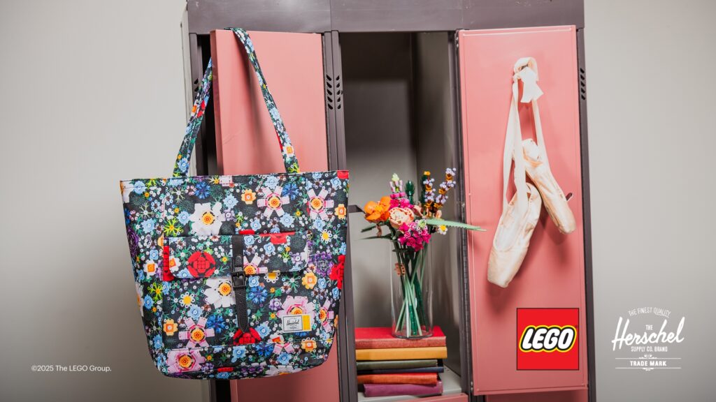 5009281 LEGO x Herschel Retreat™ Tote – Garden Floral