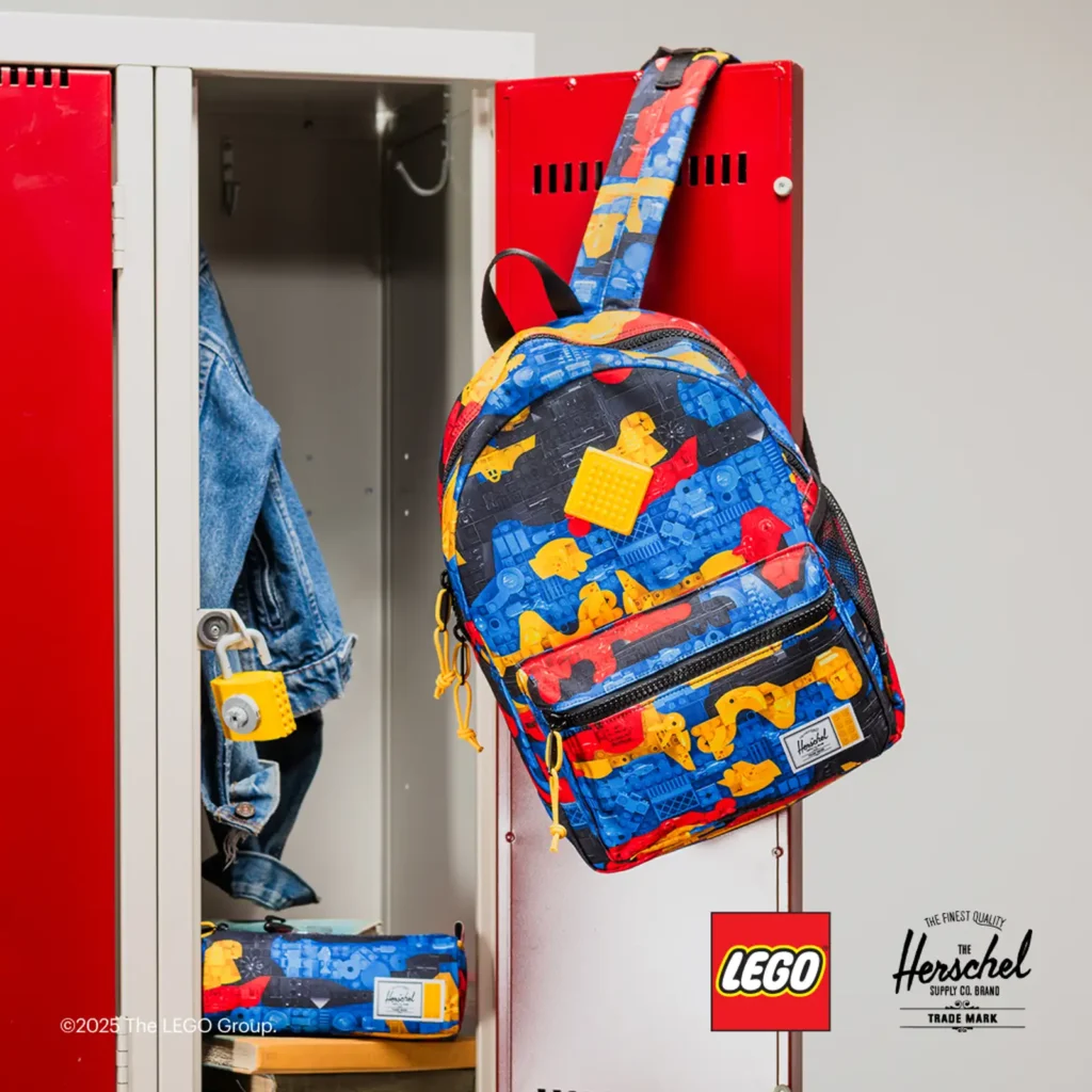 5009284 LEGO x Herschel Heritage™ Youth Backpack – Scavenger Hunt Bricks