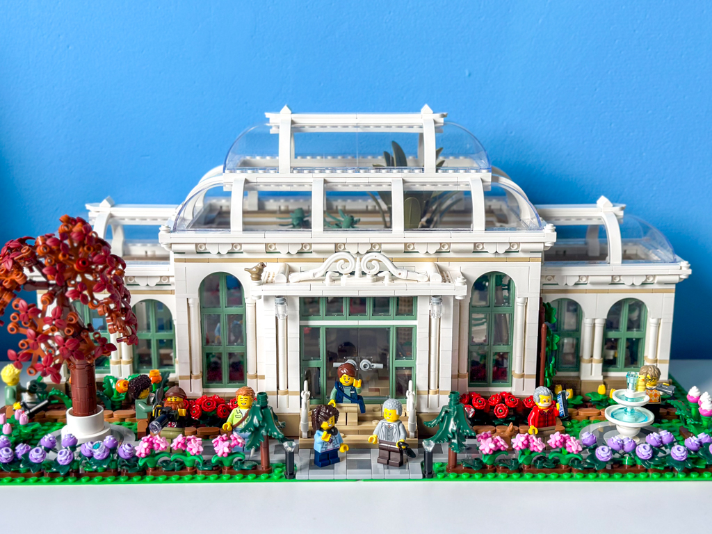 Review: LEGO Ideas The Botanical Garden set #21353